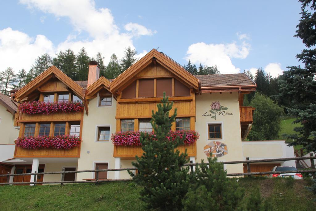 Ciasa La Roesa Apartment Badia  Ruang foto