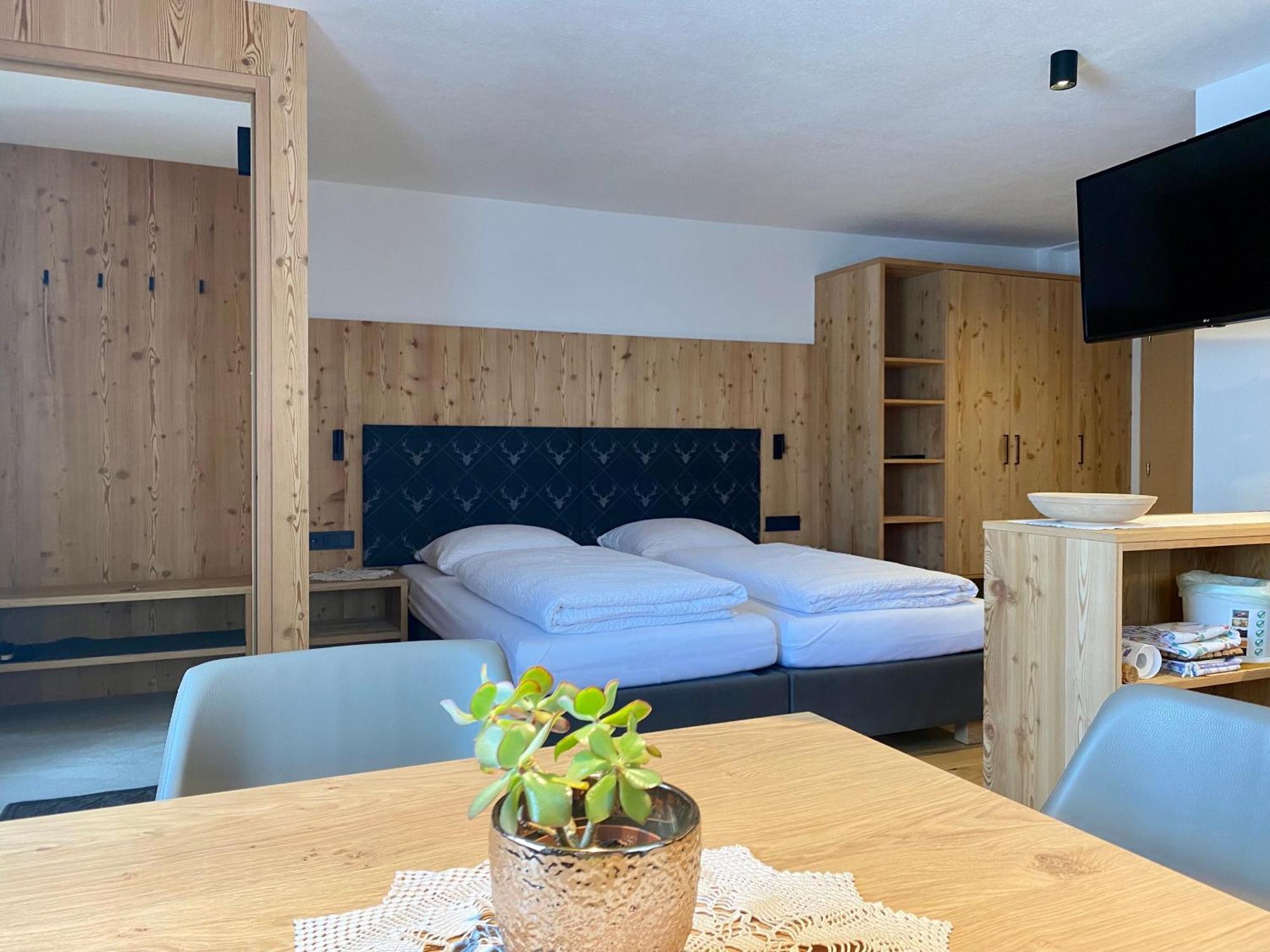 Ciasa La Roesa Apartment Badia  Bagian luar foto